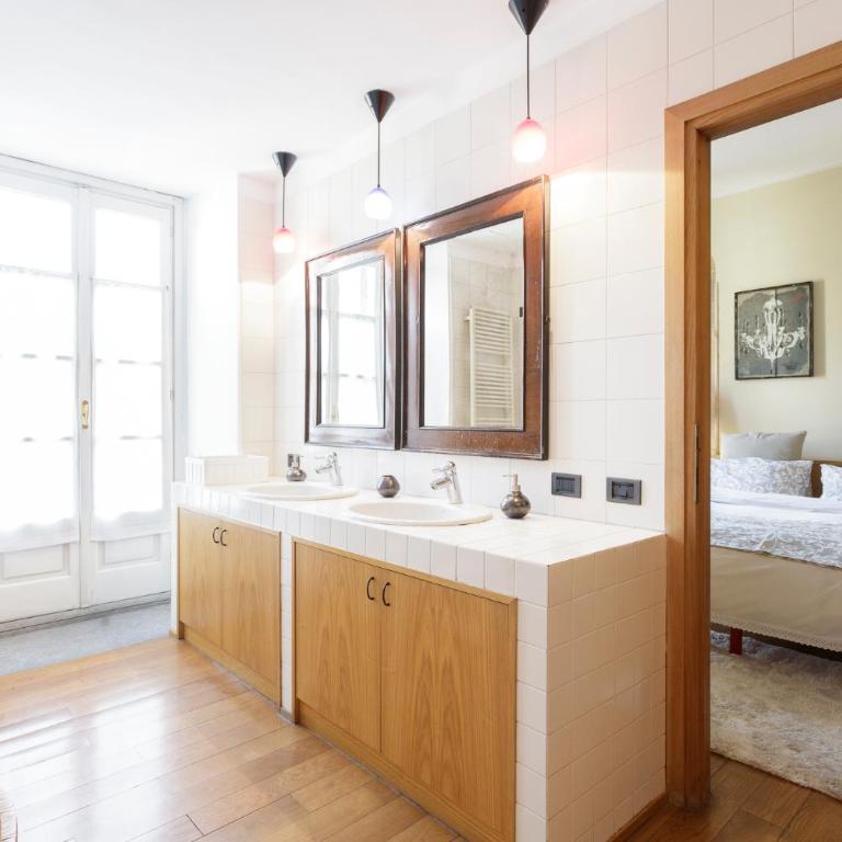 Casa delle colonne - big and elegant apt by Home a porter - Two-Bedroom Apartment - 26