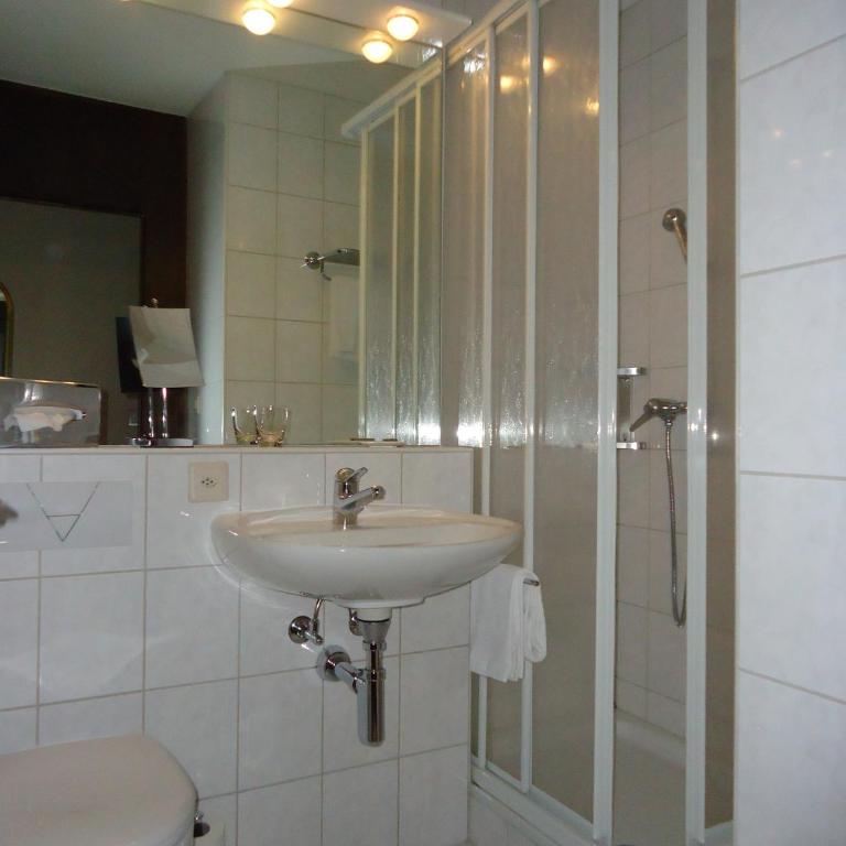 Hotel Quellenhof Leukerbad - Einzelzimmer - 3