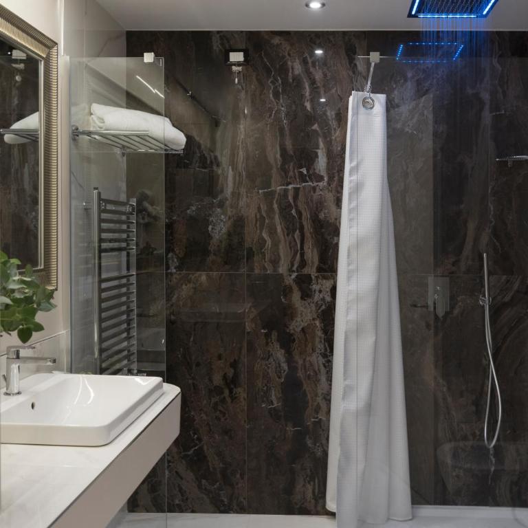 Cavour Suites Guest House - Chambre Triple Deluxe - 12