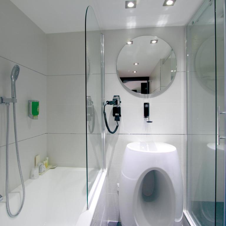 GOLDEN TULIP CANNES HOTEL de PARIS - Suite en Duplex - 16