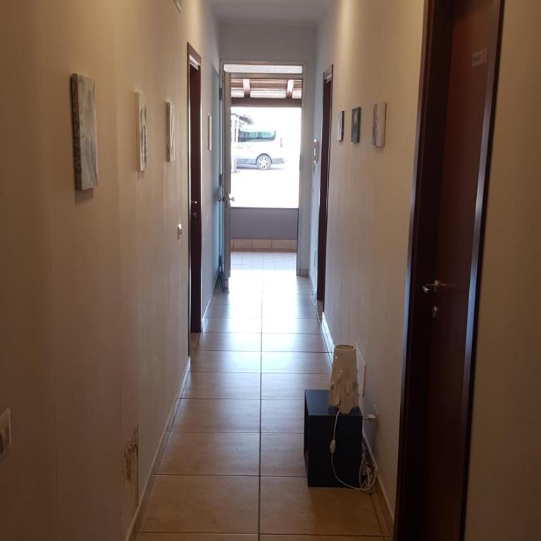 Etna Parking - Twin Room with Private Bathroom - 3