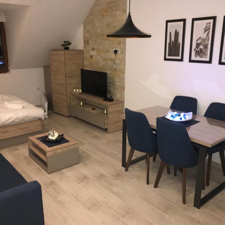 Milmari L44 - One-Bedroom Apartment - 26