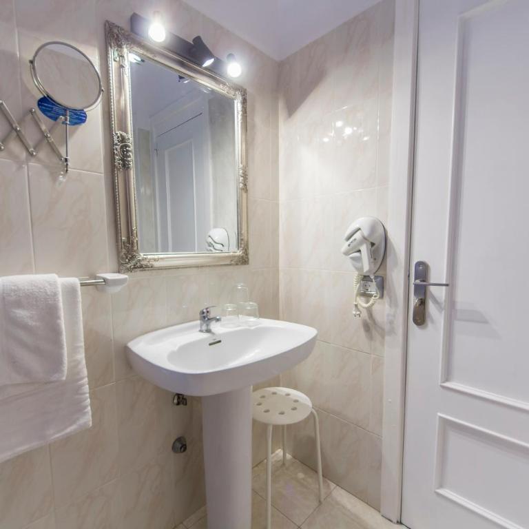 Hotel Sun Holidays - Habitación Individual - 1