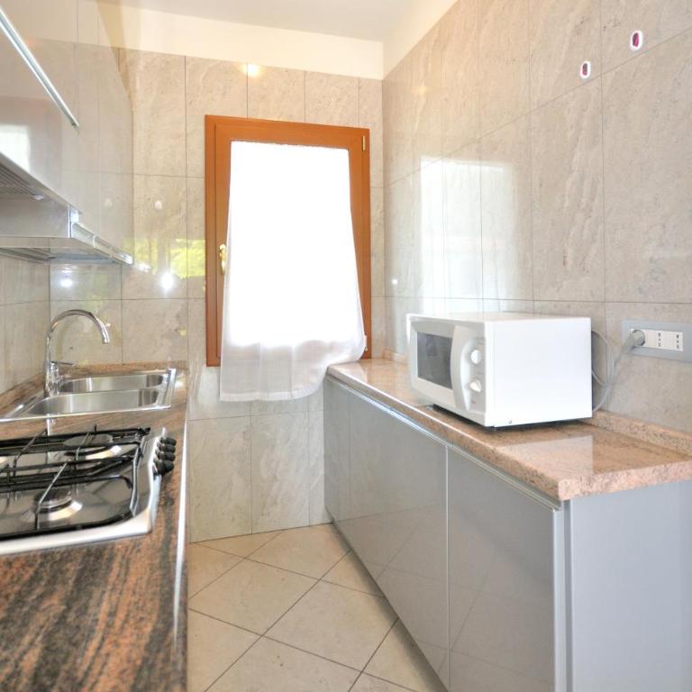 Villaggio Delfino - Appartamento con 2 Camere da Letto - 9