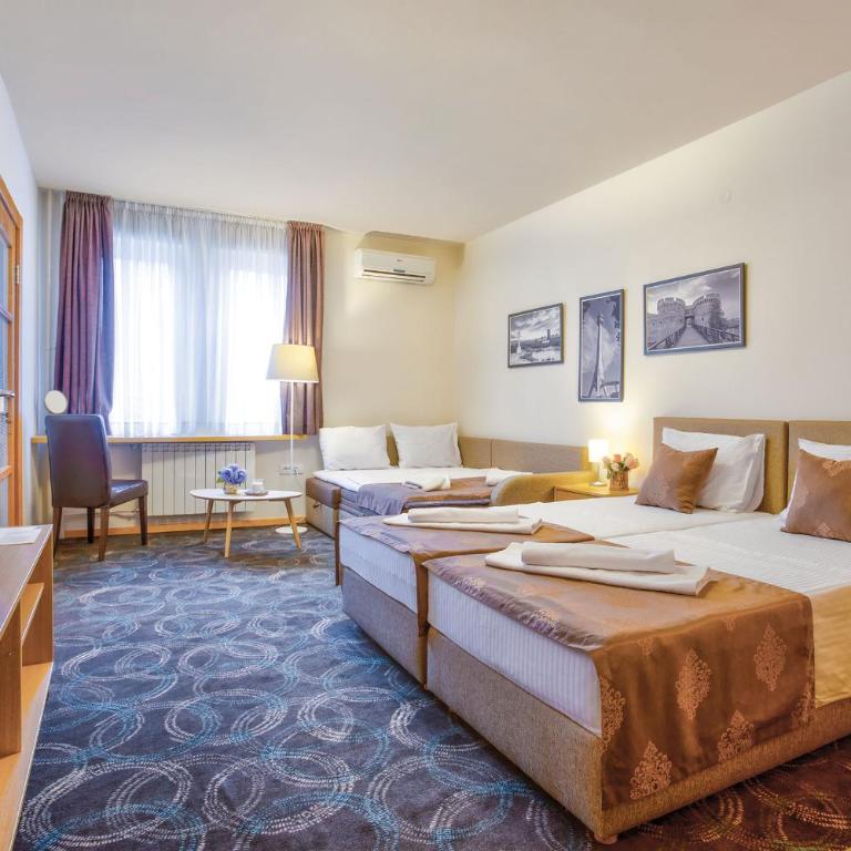 Booking Apartments - One-Bedroom Apartment - 8