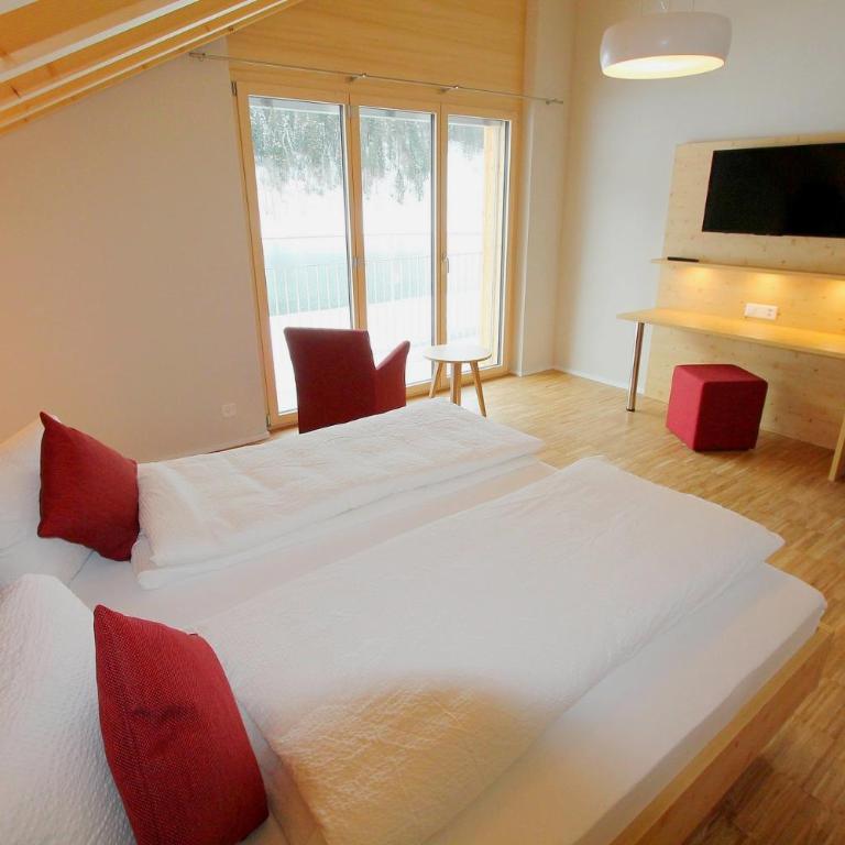 Hotel Espen - Doppelzimmer mit Balkon - 3