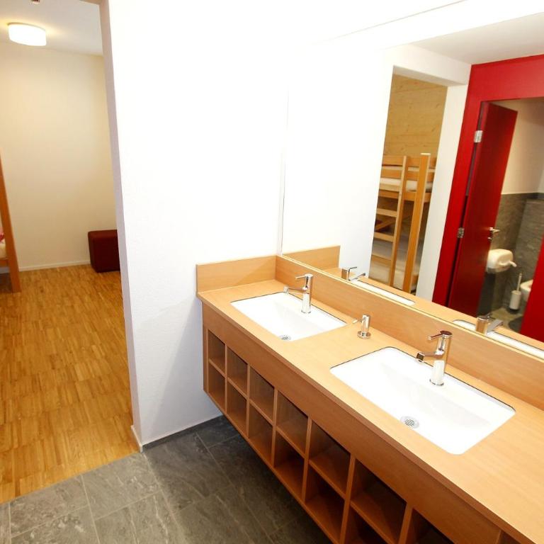 Hotel Espen - Gemischter Schlafsaal - 1