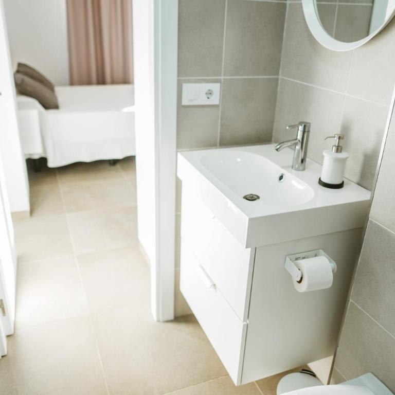 Apartamentos ZHR - Estudio con balcón - 10