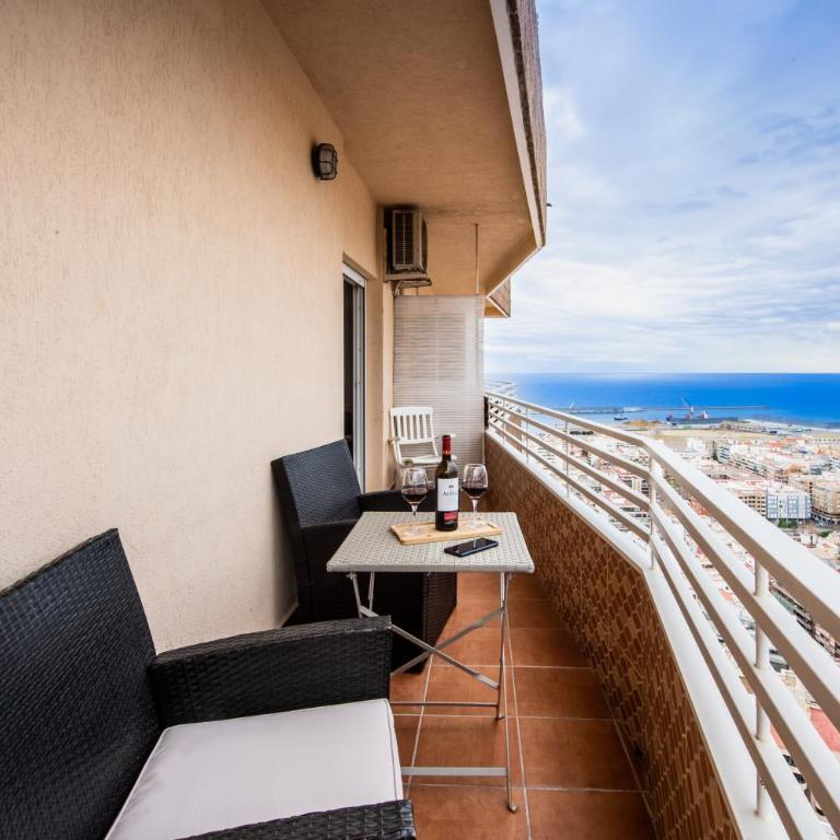 Alicante Skylights Apartments - 1-BR-Apartment (28th floor with Sea View) - 2
