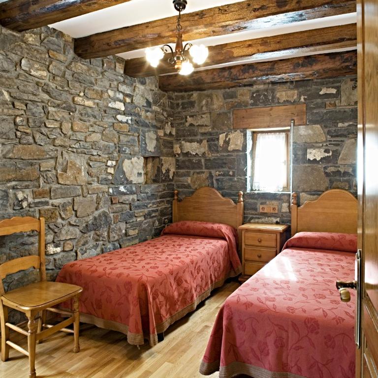 Apartamentos Casa Buisan - Appartamento con 2 Camere da Letto e Balcone - 3