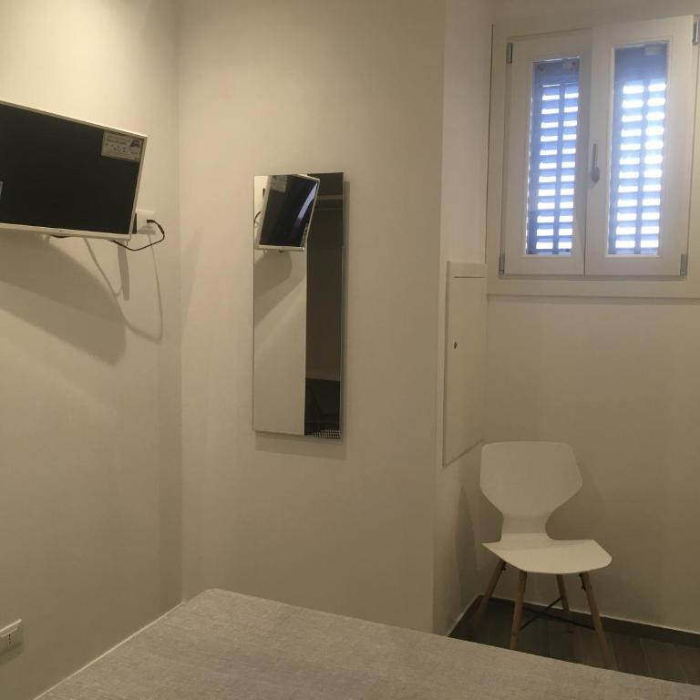 B&B Marconi - Chambre Double avec Salle de Bains Privative - 3