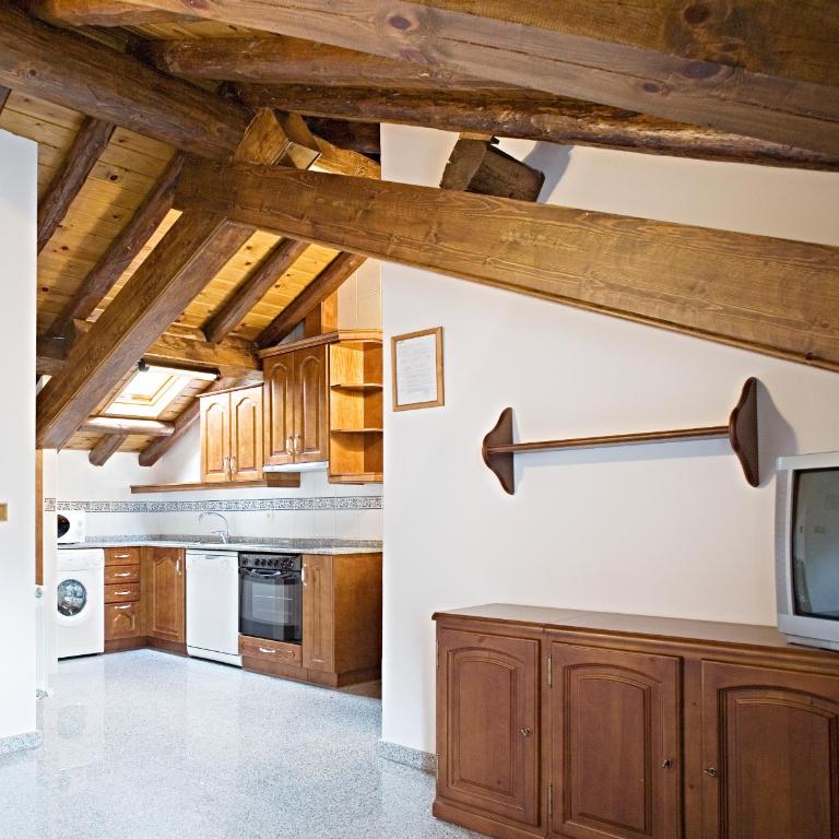 Apartamentos Casa Buisan - Appartamento con 2 Camere da Letto e Terrazza - 2