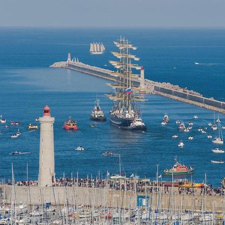 SETE BELLE MAISON DE VILLE 121 m2 A 2 mn DE LA PLAGE et SPA - Apartment mit 3 Schlafzimmern - 35