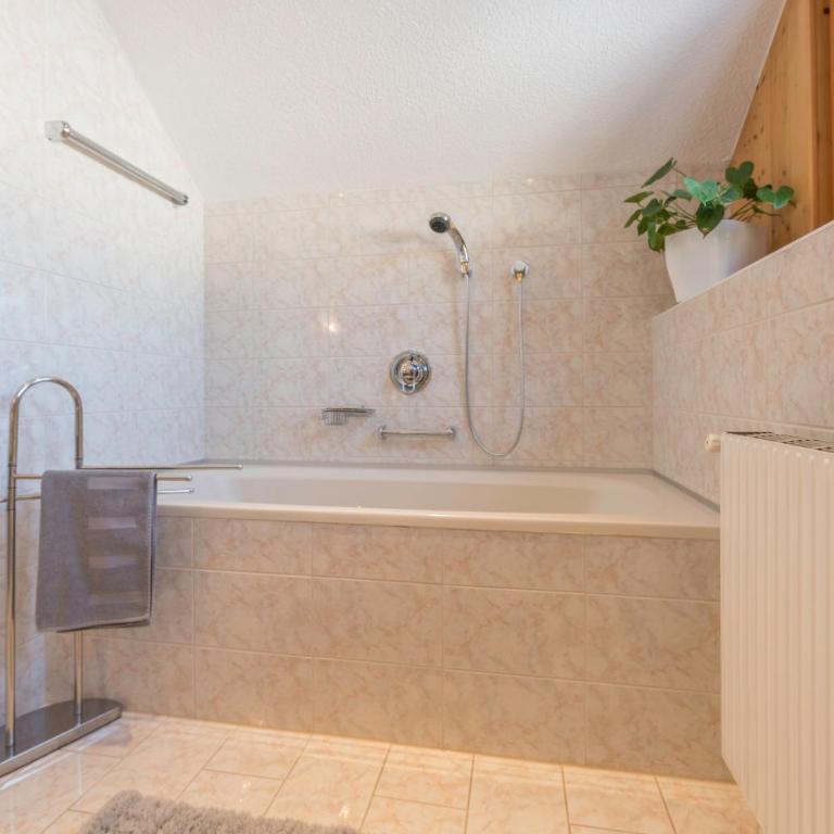 Apartment Hildegard - Apartment mit 1 Schlafzimmer und Balkon - 22