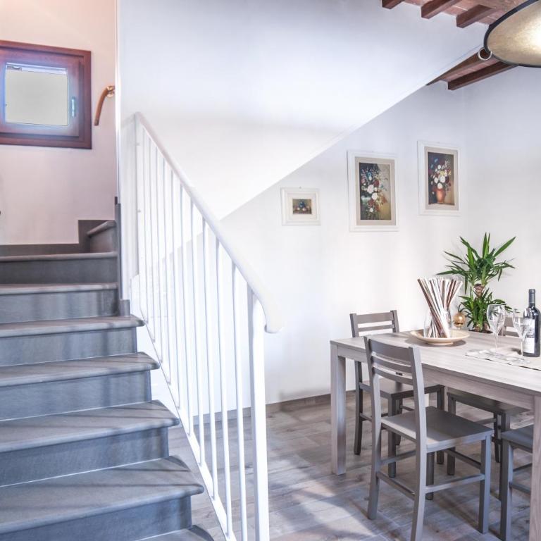 Cascine Home Holidays - Appartamento con 1 Camera da Letto - 2