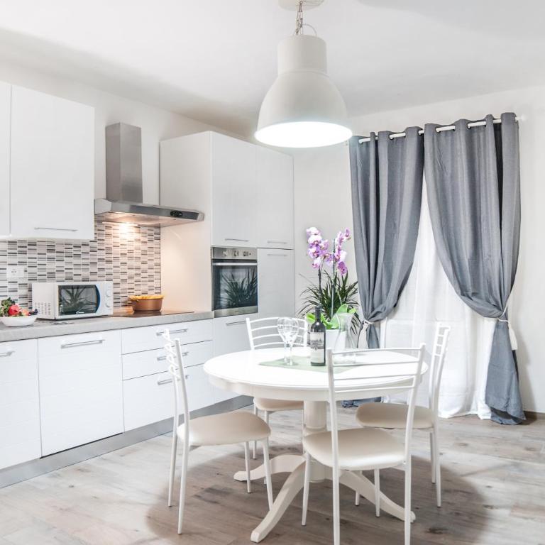 Cascine Home Holidays - Appartamento - Piano Terra - 5