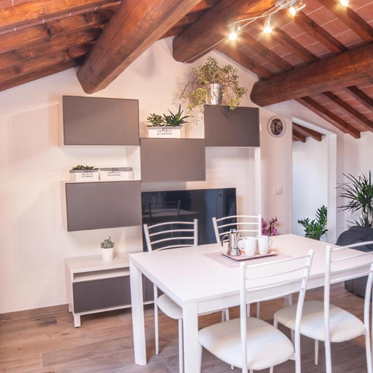 Cascine Home Holidays - Appartamento con 2 Camere da Letto - 8