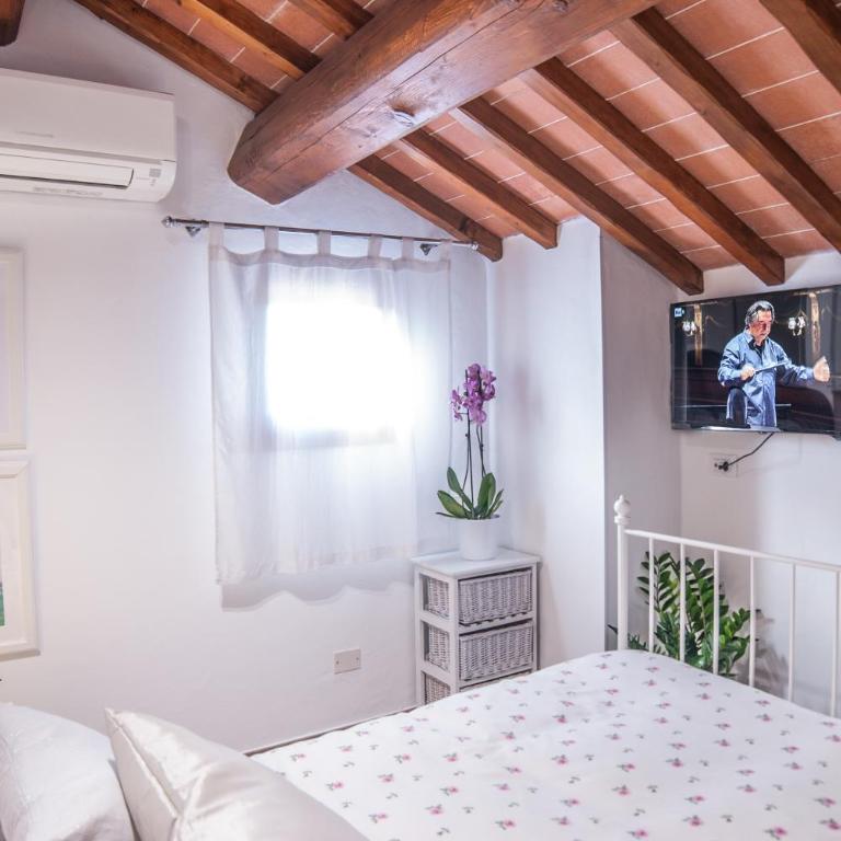 Cascine Home Holidays - Appartamento con 2 Camere da Letto - 10