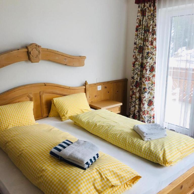 Garni-Appartement Collina - Doppelzimmer mit Balkon - 2