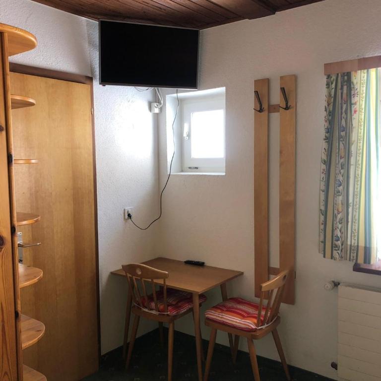 Garni-Appartement Collina - Economy Doppelzimmer - 2
