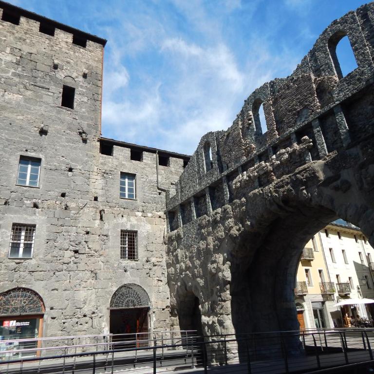 Appartamento da Paolo Love Aosta Centro Storico - Appartamento con 1 Camera da Letto - 1