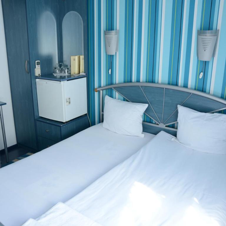 Hotel Ženeva - Double Room - 9