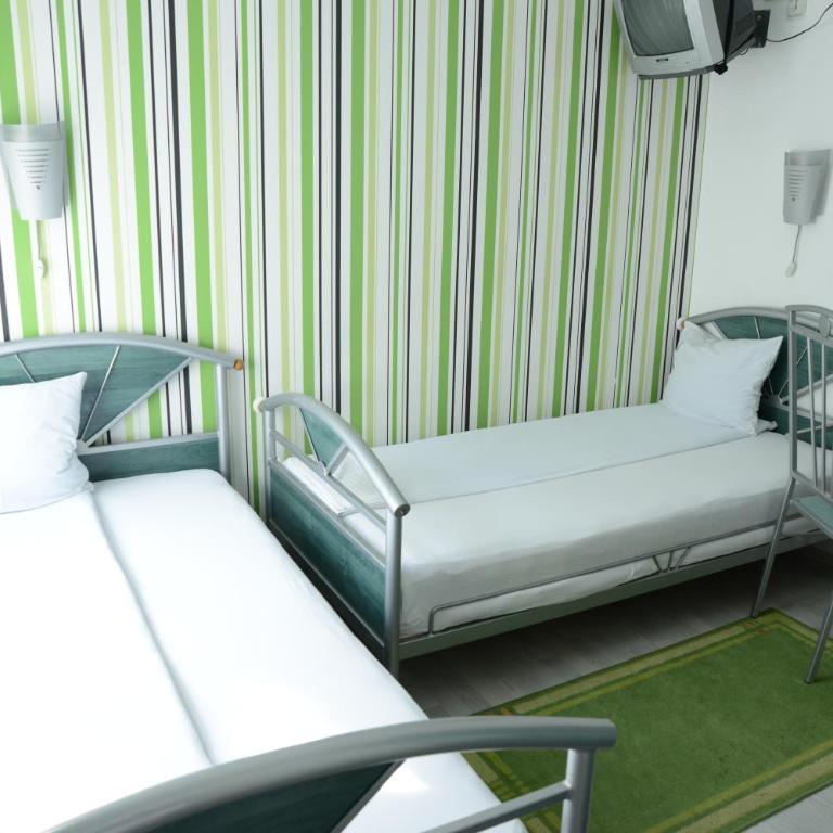 Hotel Ženeva - Twin Room - 6
