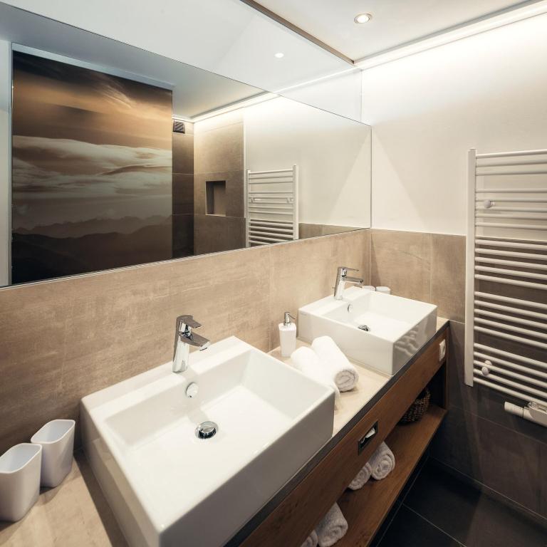 Hotel Post - Deluxe Doppelzimmer mit Balkon - 1