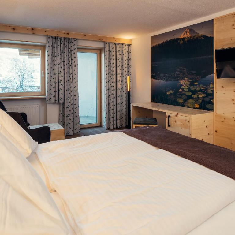 Hotel Post - Deluxe Doppelzimmer mit Balkon - 2