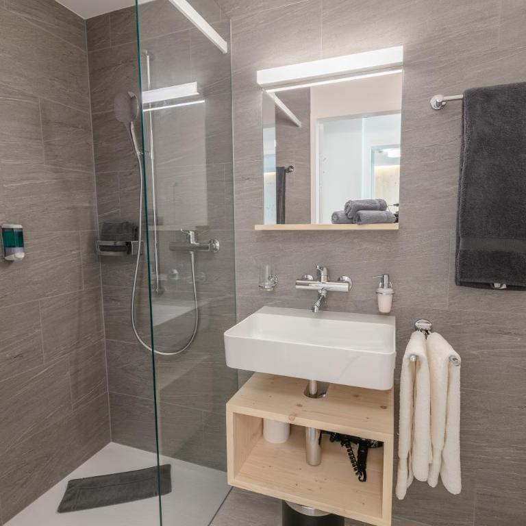 Hotel Seebüel - Familiensuite - 1