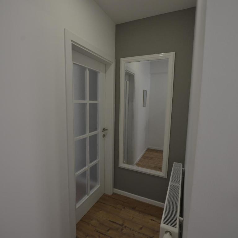 Villa Flower with Free Onsite Parking - Apartment - Ground Floor - 12