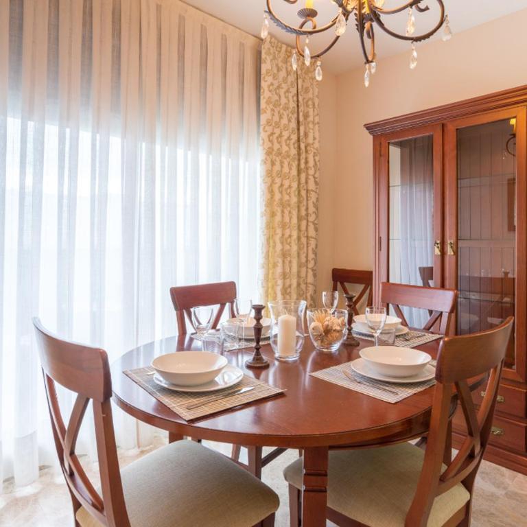 Keywise Perfect location next to María Zambrano STATION, central , beach ,pool and free Parking - Deluxe Apartment - 13