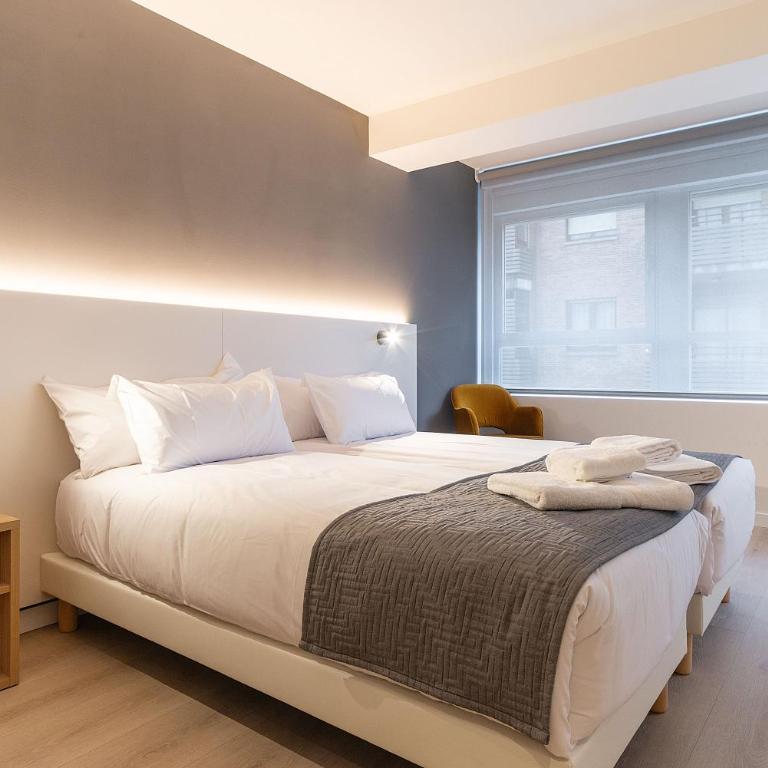 Hotel Distrito Oeste - Habitación Doble - 2 camas - 5