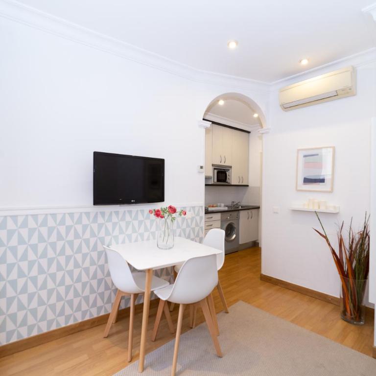 Apartamentos Gran Via - Apartment IV - 4