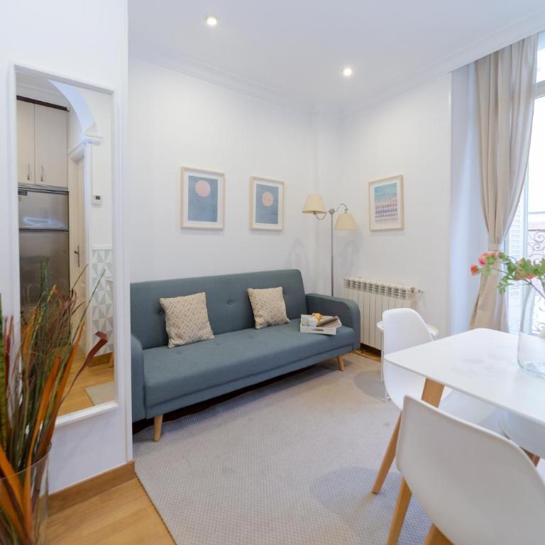 Apartamentos Gran Via - Apartment IV - 20