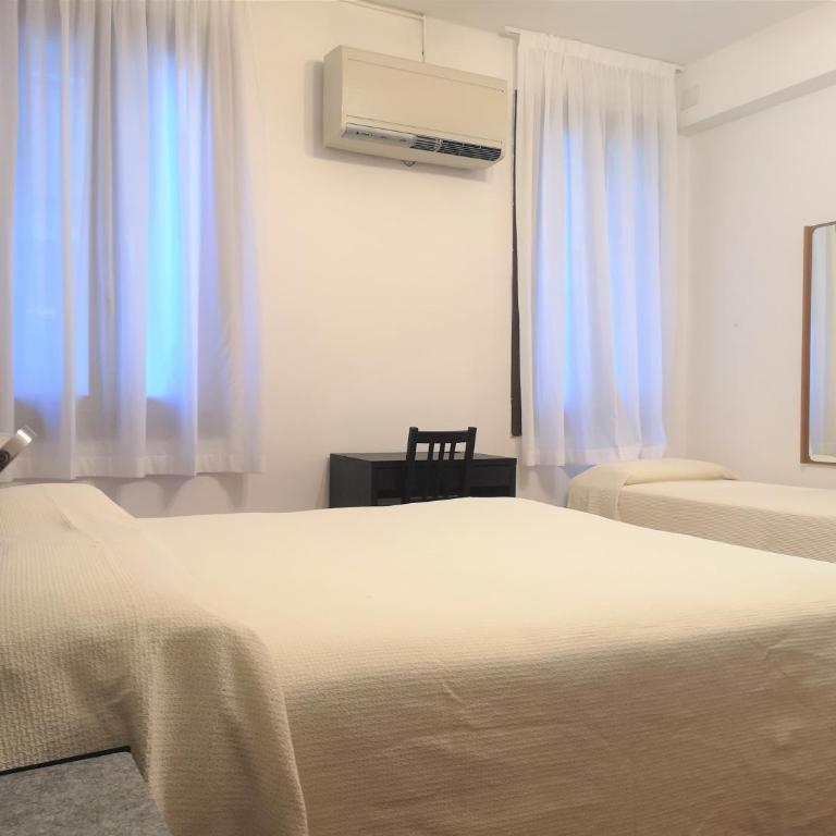 Hotel Rossi - Triple Room - 5