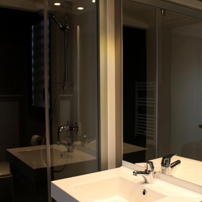 VVF Amboise Les Châteaux de la Loire - Chalet con 2 Camere da Letto - 5