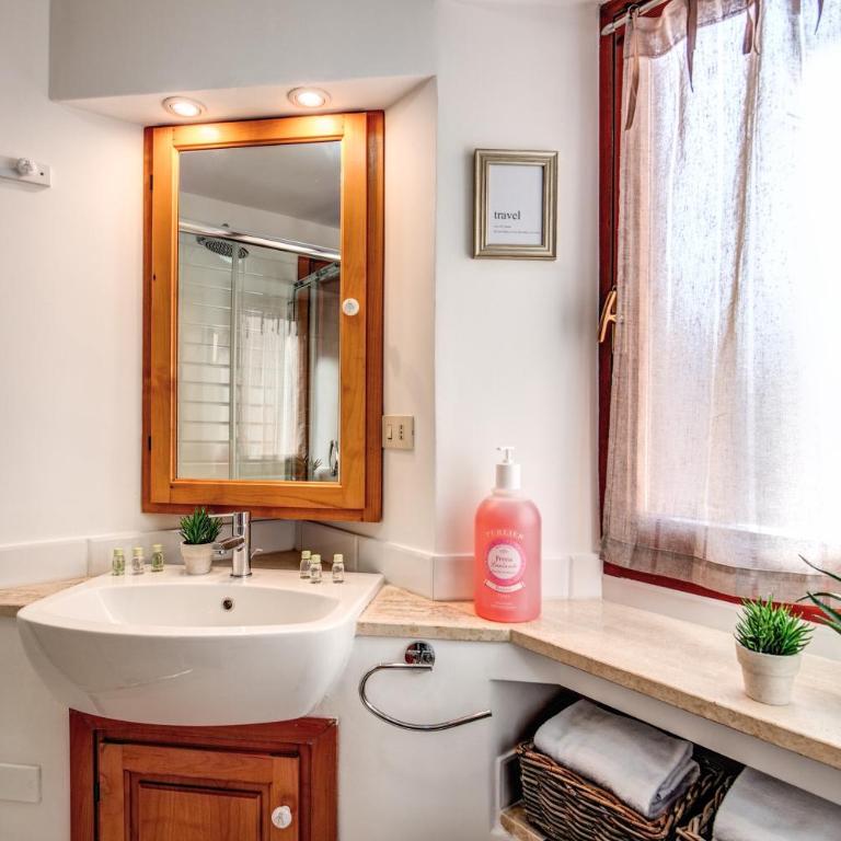 Colosseo Miracle Suite - Appartamento con 3 Camere da Letto - 25