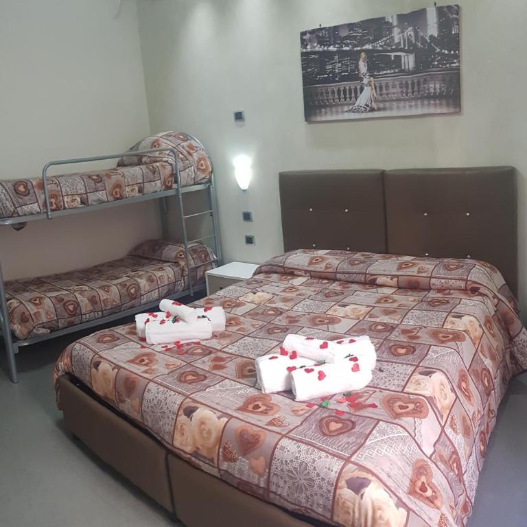 Donn'Anna Suite - Comfort Quadruple Room - 6