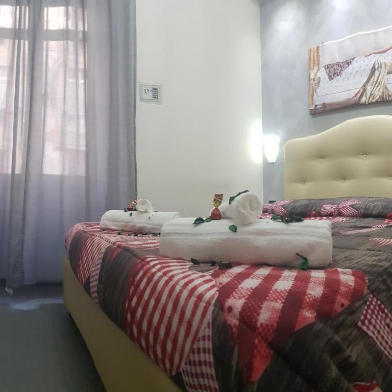 Donn'Anna Suite - Standard Double Room - 2