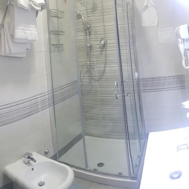 Donn'Anna Suite - Quadruple Room with Balcony - 7