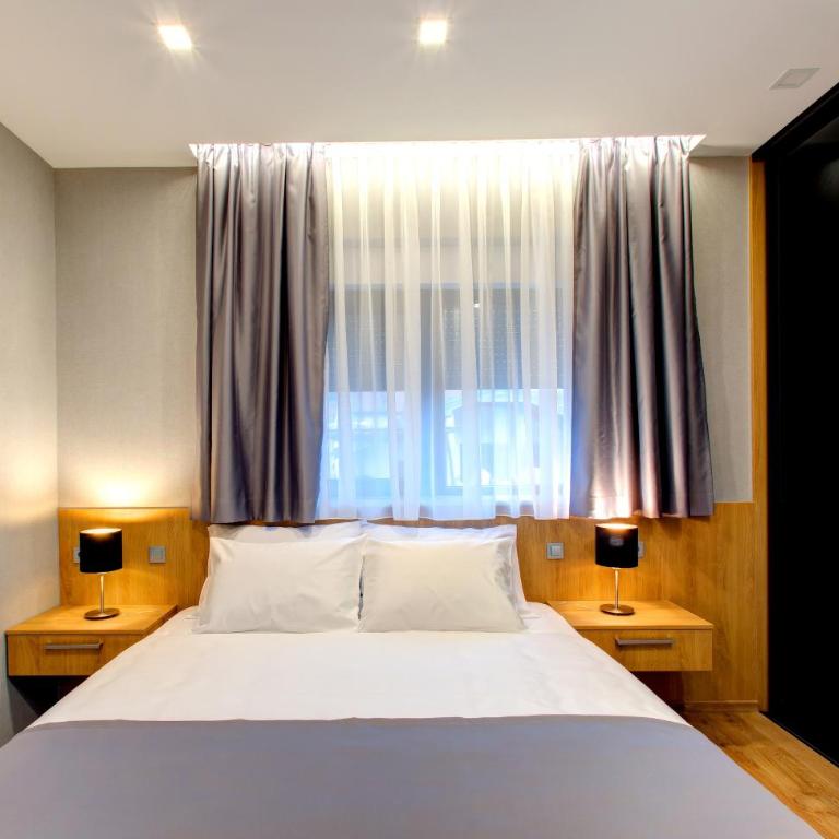 Royal apartments - One-Bedroom Apartment - 13