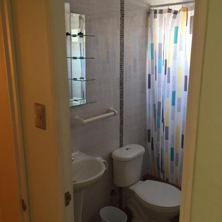Hogar Doña Gloria - Habitación Triple con baño privado - 13