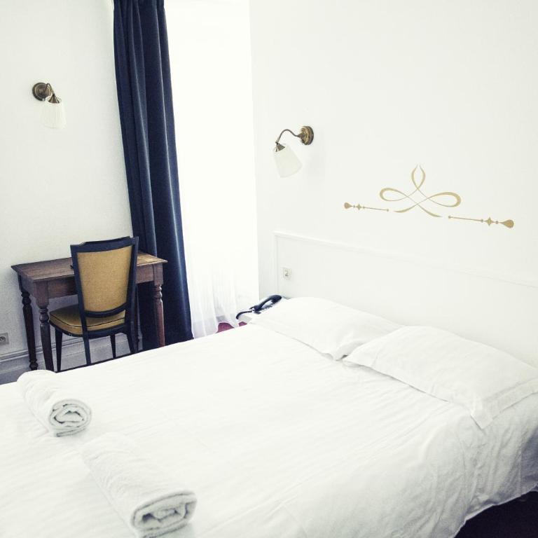 The Old Hotel Ravel Centre - Chambre Double Supérieure avec Accès Gratuit au Jacuzzi - 4
