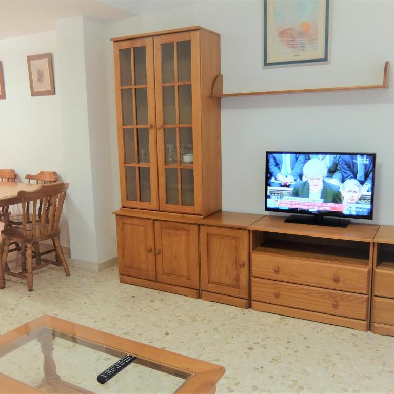 SALINAS III - PLAYA DE GANDIA ( Sólo alquiler Familias ) - Apartamento de 2 dormitorios - 6