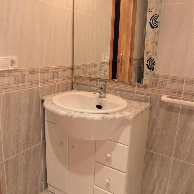 SALINAS III - PLAYA DE GANDIA ( Sólo alquiler Familias ) - Apartamento de 2 dormitorios - 17