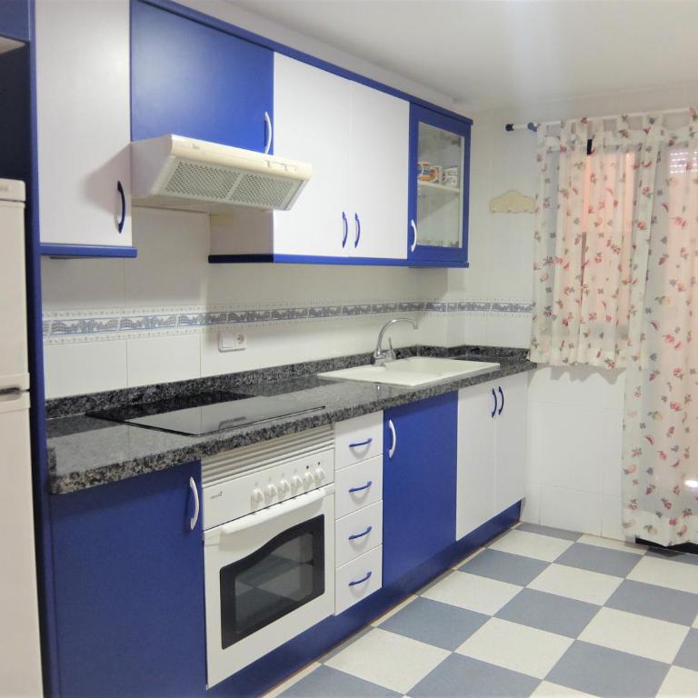 SALINAS III - PLAYA DE GANDIA ( Sólo alquiler Familias ) - Apartamento de 2 dormitorios - 13