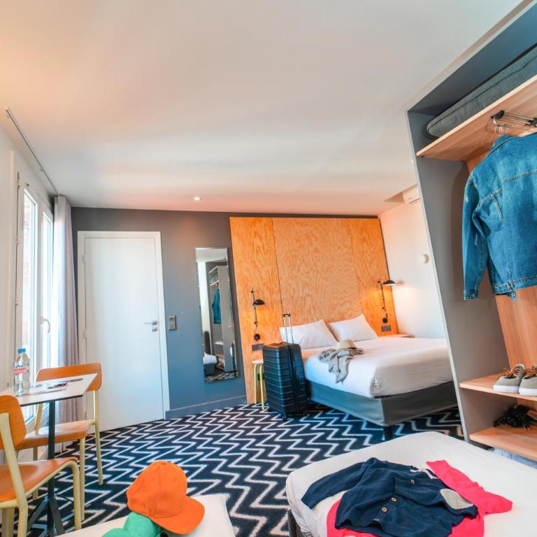 Ibis Styles Paris Place d'Italie - Butte Aux Cailles - Suite Standard avec 1 Lit Double et 2 Lits Simples - 7