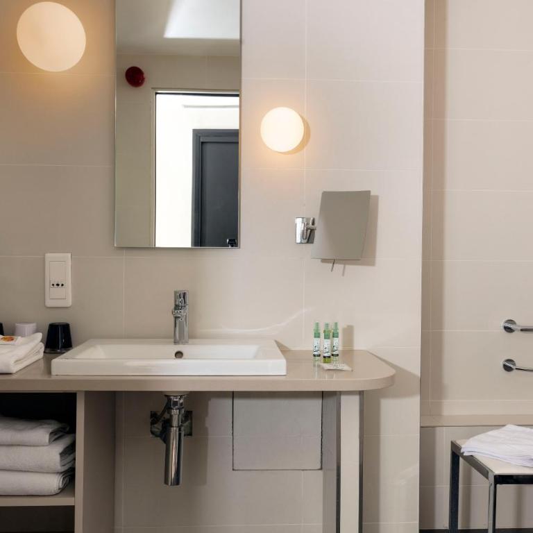 Hotel Yllen Eiffel - Chambre Quadruple - 3