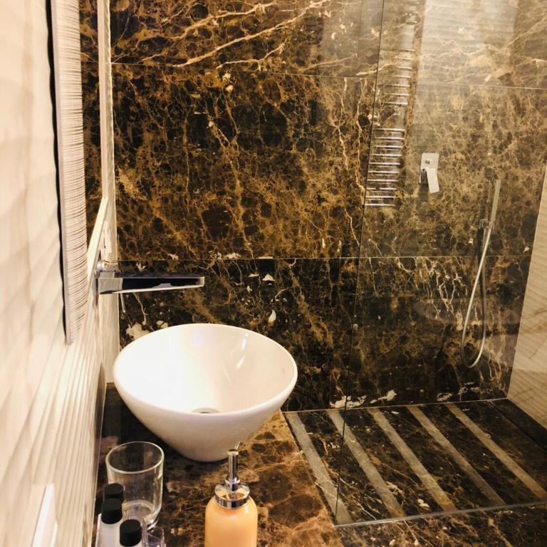Luxury Apartment Frattina 34 Anelli - Appartamento con 1 Camera da Letto - 4